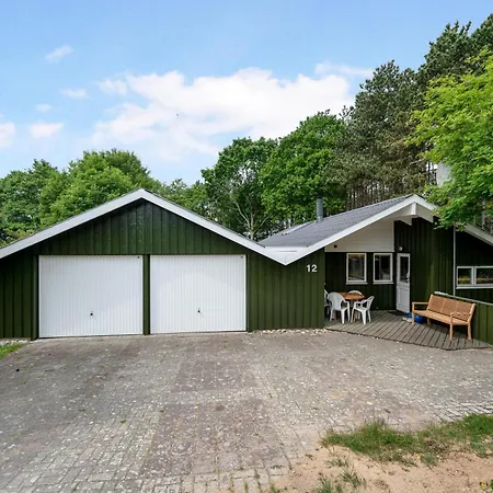 Cozy And Well-furnished Vacation With And Sauna Close To *